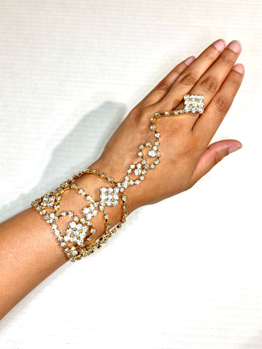 Gold and White Sparkle Crystal Hand Chain Bracelet Ring New & Adjustable